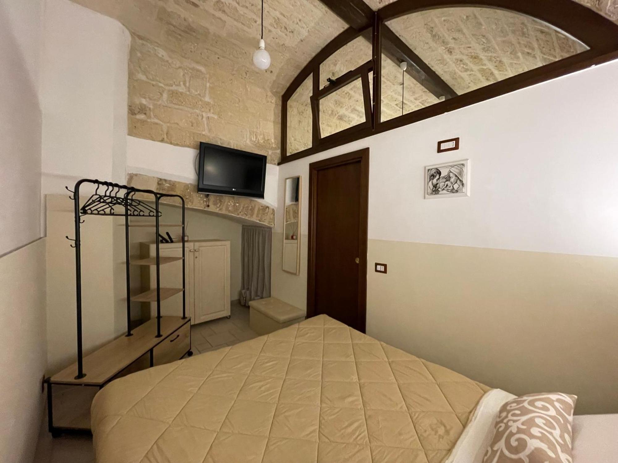 Df Room Borgo Antico Bari Exterior photo